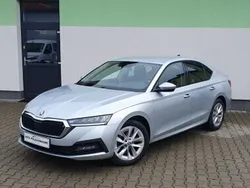 Srebrny Używany 2020 Skoda Octavia Ambition Sedan/Limuzyna | 48 700 zł (Super Cena)