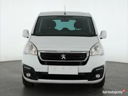 Biały Używany 2017 Peugeot Partner Minivan | 27 999 zł (Dobra cena)