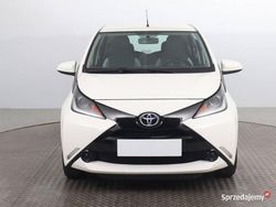 Biały Używany 2017 Toyota Aygo Hatchback | 31 499 zł (Uczciwa cena)