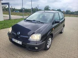 Inny kolor Używany 2005 Nissan Almera Minivan | 2999 zł