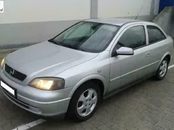 Srebrny (metalik) Używany 2003 Opel Astra Hatchback | 9900 zł