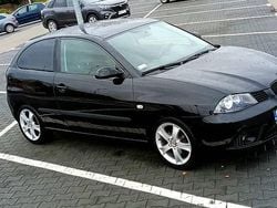 Czarny Używany 2007 Seat Ibiza Sport Hatchback | 7499 zł (Uczciwa cena)