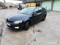 Czarny Używany 2016 Skoda Octavia Kombi | 44 500 zł (Drogi)