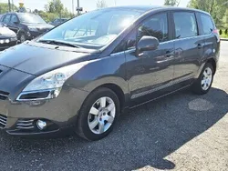 Czarny Używany 2012 Peugeot 5008 Minivan | 23 900 zł (Super Cena)