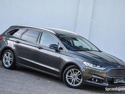Grafitowy Używany 2017 Ford Mondeo Titanium Kombi | 52 899 zł (Uczciwa cena)