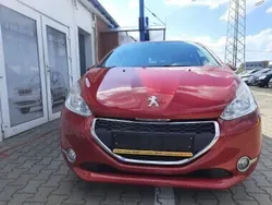 Bordowy Używany 2014 Peugeot 208 Hatchback | 24 700 zł (Drogi)