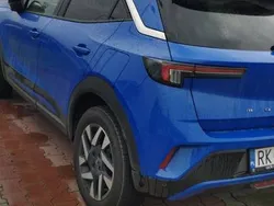 Niebieski Używany 2023 Opel Mokka SUV | 94 900 zł (Dość drogi)