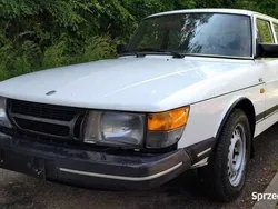 Biały Używany 1985 Saab 900 Hatchback | 14 900 zł
