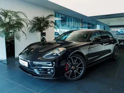 Jet black metallic Używany 2023 Porsche Panamera 4S Sport Turismo Sedan/Limuzyna | 734 294 zł