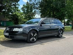 Czarny Używany 2001 Audi A6 Kombi | 9400 zł