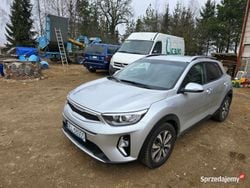 Srebrny Używany 2022 Kia Stonic 2 SUV | 60 000 zł (Dobra cena)