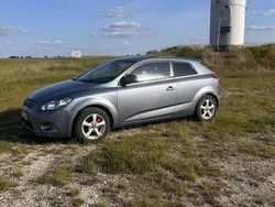 Srebrny Używany 2009 Kia Ceed Coupe | 10 500 zł (Uczciwa cena)
