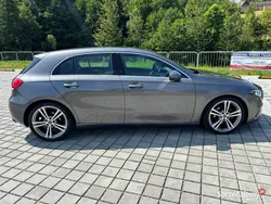 Szary Używany 2019 Mercedes A180 Hatchback | 88 900 zł (Uczciwa cena)