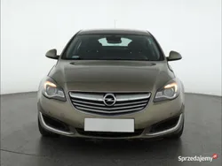 Beżowy Używany 2013 Opel Insignia Hatchback | 25 999 zł (Dobra cena)