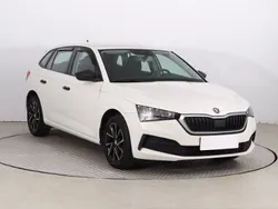 Biały Używany 2021 Skoda Scala Hatchback | 49 999 zł (Uczciwa cena)