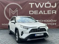 Biały Używany 2020 Toyota RAV4 Hybrid SUV | 109 900 zł (Uczciwa cena)