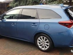 Niebieski Używany 2018 Toyota Auris Hybrid Sedan/Limuzyna | 72 000 zł (Drogi)