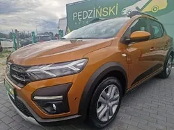 Pomarańczowy Używany 2022 Dacia Sandero Hatchback | 54 900 zł (Uczciwa cena)