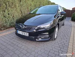 Czarny Używany 2022 Opel Astra Kombi | 41 900 zł (Dobra cena)