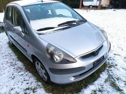 Srebrny Używany 2004 Honda Jazz Hatchback | 11 000 zł (Dość drogi)