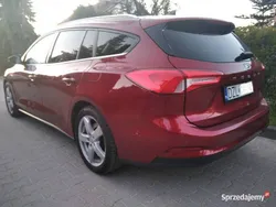 Bordowy Używany 2019 Ford Focus Kombi | 55 000 zł (Dość drogi)