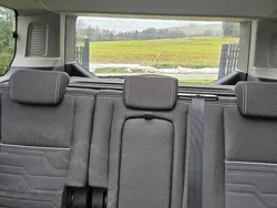 Granatowy Używany 2014 Ford Tourneo Connect Minivan | 49 999 zł