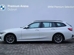 Biel mineralna metalizowany Używany 2020 BMW 318 Shadowline Kombi | 102 900 zł (Dość drogi)