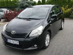Czarny Używany 2011 Toyota Verso Minivan | 29 900 zł (Dobra cena)
