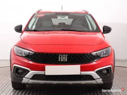 Czerwony Używany 2022 Fiat Tipo Hatchback | 62 999 zł (Drogi)