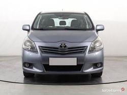 Niebieski Używany 2009 Toyota Verso Minivan | 24 999 zł (Uczciwa cena)