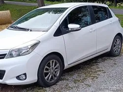 Biały Używany 2014 Toyota Yaris Hatchback | 28 500 zł (Uczciwa cena)