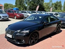Czarny Używany 2016 Lexus IS300h Sedan/Limuzyna | 52 500 zł
