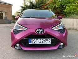 Fioletowy Używany 2018 Toyota Aygo X-cite Hatchback | 44 900 zł (Uczciwa cena)