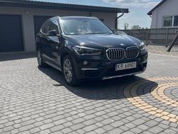 Czarny Używany 2017 BMW X1 xLine SUV | 91 900 zł (Dość drogi)