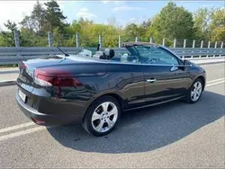 Czarny Używany 2010 Renault Mégane Cabriolet Kabriolet | 32 000 zł