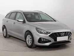 Srebrny Używany 2022 Hyundai i30 Kombi | 56 999 zł (Uczciwa cena)