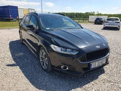 Czarny Używany 2017 Ford Mondeo Kombi | 46 740 zł (Uczciwa cena)