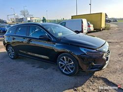 Czarny Używany 2024 Hyundai i30 Kombi | 47 999 zł