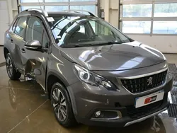 Szary Używany 2018 Peugeot 2008 SUV | 13 500 zł