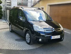 Czarny Używany 2009 Citroën Berlingo Minivan | 20 900 zł