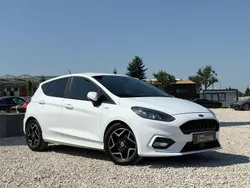Biały Używany 2017 Ford Fiesta Hatchback | 39 900 zł (Drogi)