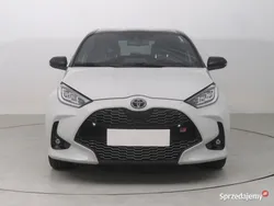 Biały Używany 2022 Toyota Yaris Hybrid Hatchback | 94 999 zł (Drogi)