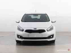Biały Używany 2017 Kia Ceed Hatchback | 47 999 zł (Dość drogi)
