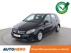 Czarny (metalik) Używany 2017 Mercedes B160 Minivan | 40 200 zł