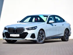 Szary brooklyn m metalizowany Używany 2023 BMW 520 Comfort Edition Sedan/Limuzyna | 251 999 zł (Dobra cena)