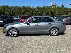 Szary Używany 2011 Mercedes C180 Sedan/Limuzyna | 35 990 zł (Dość drogi)