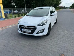 Biały Używany 2016 Hyundai i30 Kombi | 34 900 zł (Uczciwa cena)