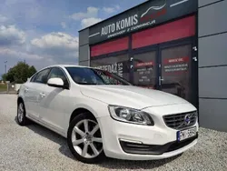 Biały Używany 2016 Volvo S60 Sedan/Limuzyna | 43 700 zł (Uczciwa cena)
