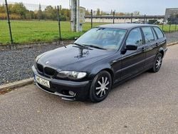Czarny Używany 2001 BMW 320 Kombi | 4900 zł