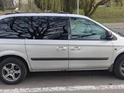 Srebrny Używany 2005 Chrysler Voyager Minivan | 4000 zł (Dobra cena)
